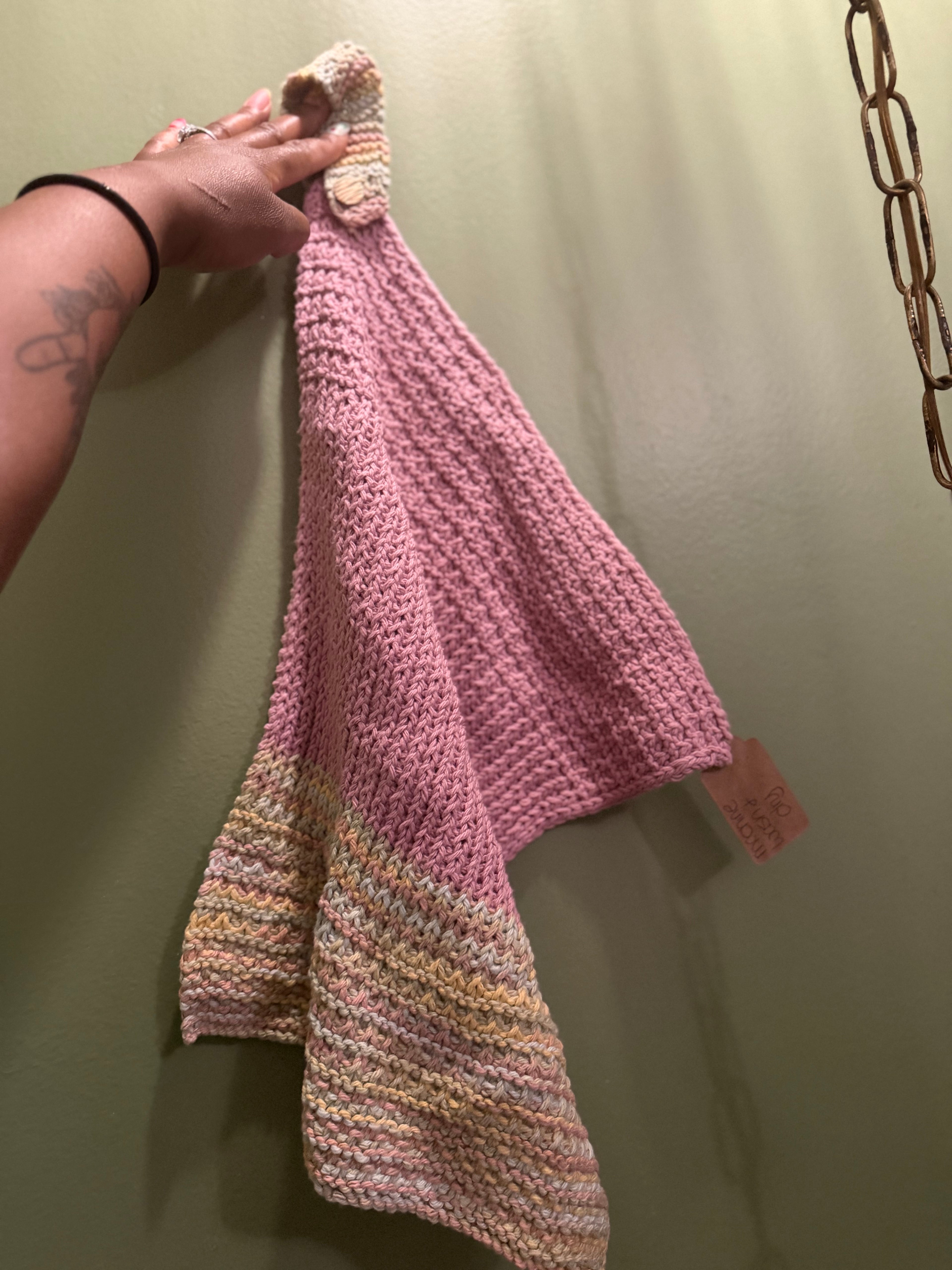 Knitted towel