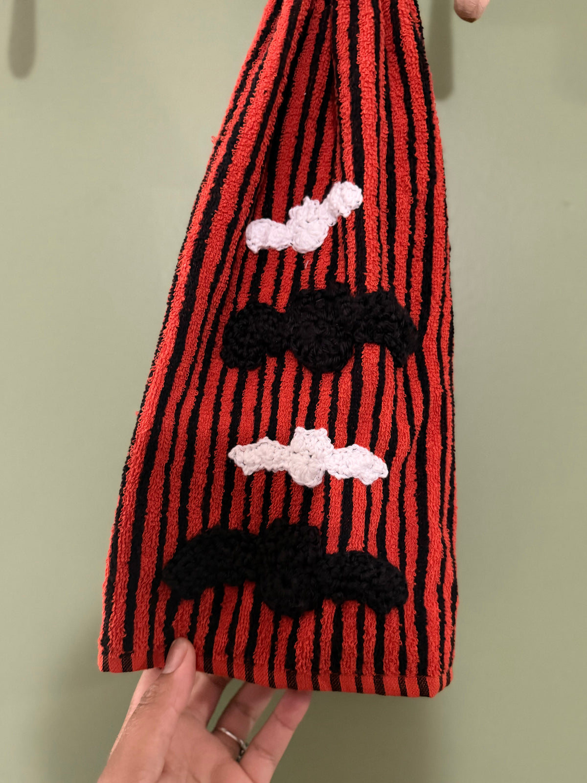 Bat hanging kitchen towel