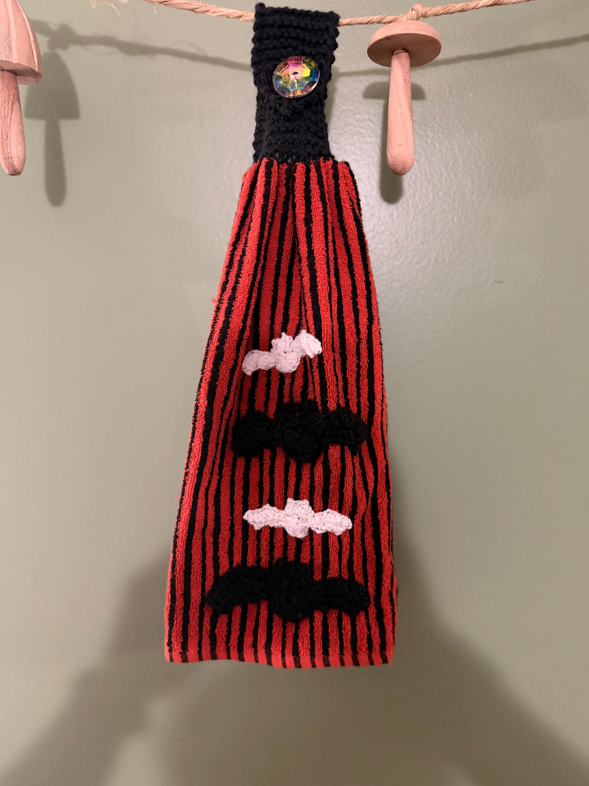 Bat hanging kitchen towel