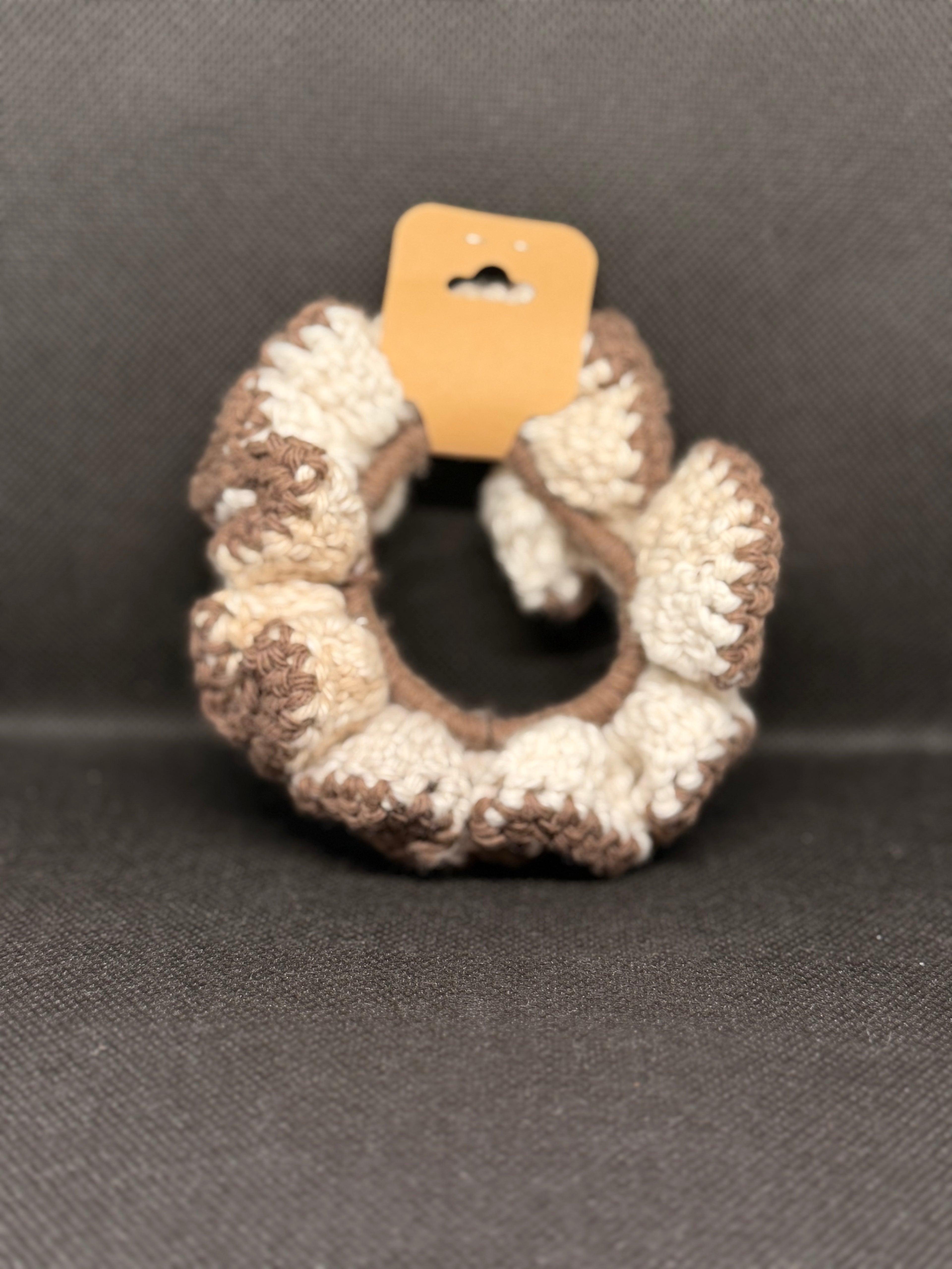 Crochet scrunchie
